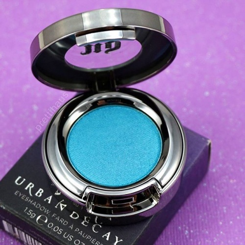 ud_urbandecay_urbandecaycosmetics_peace_eyeshadow_eyeshadowsingle_blueeyeshadow_igmakeup_instamakeup_beautyaccount_makeup_cosmetics_udjunkie